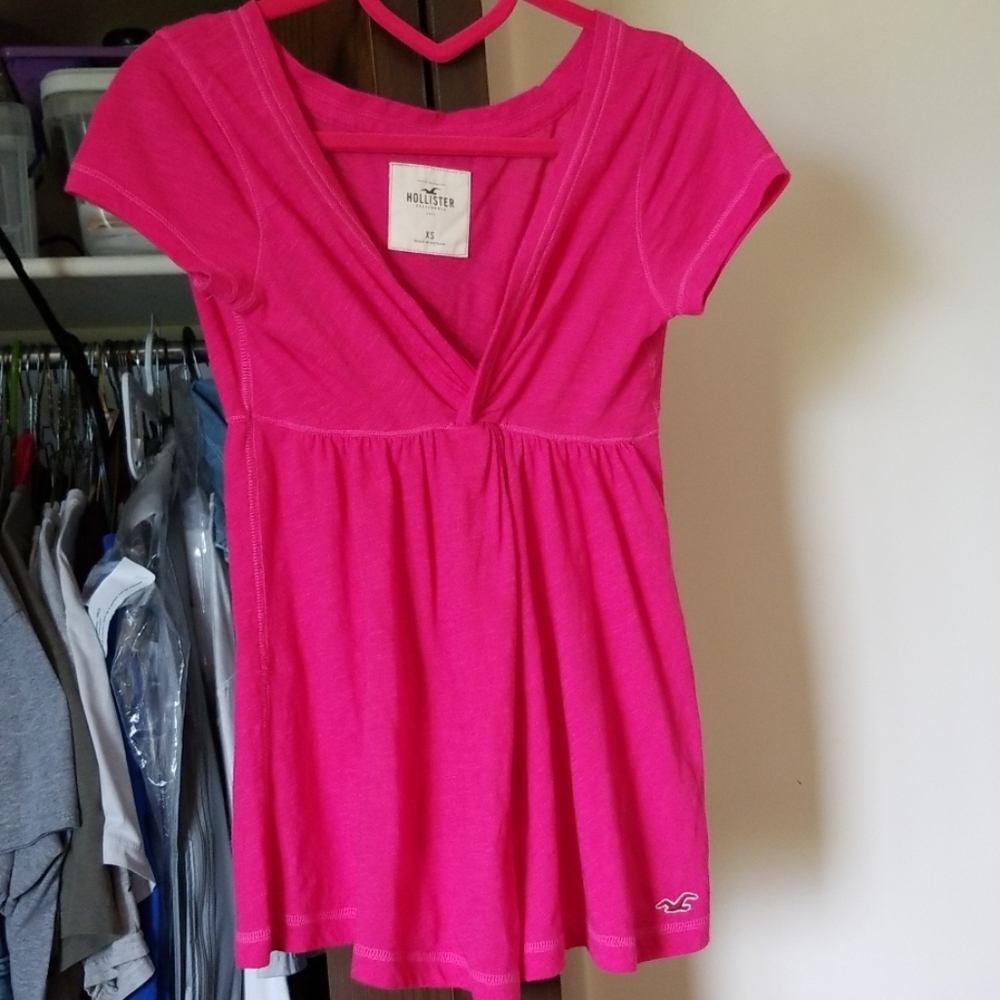 Hollister twist top blouse
